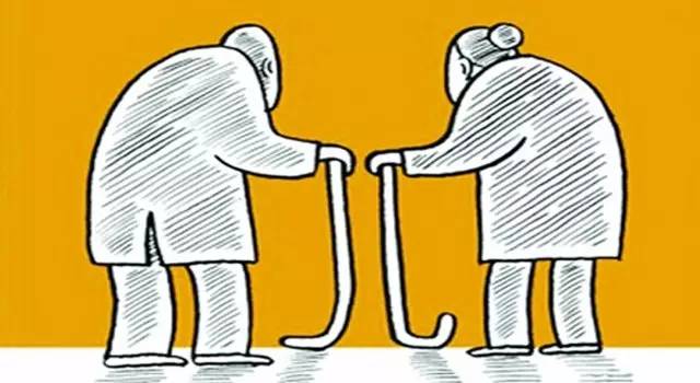 老年人的保險怎么買，該怎么選